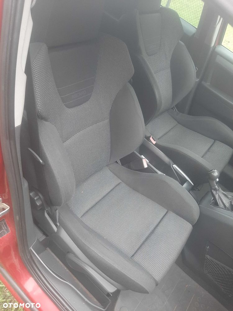 Opel Zafira - 4
