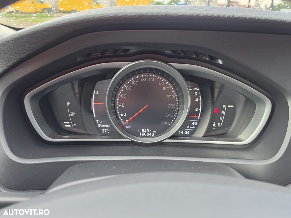 Volvo V40 - 26