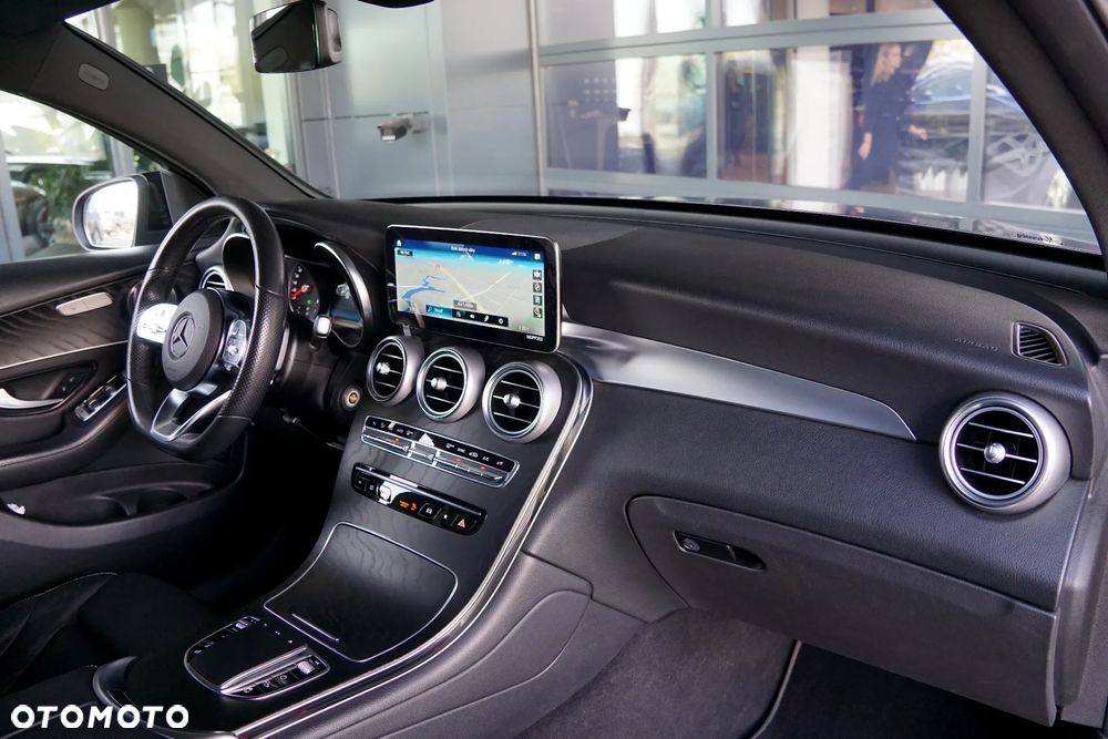 Mercedes-Benz GLC 400 d 4Matic 9G-TRONIC AMG Line - 29