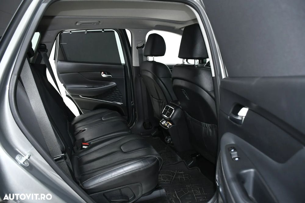 Hyundai Santa Fe - 27