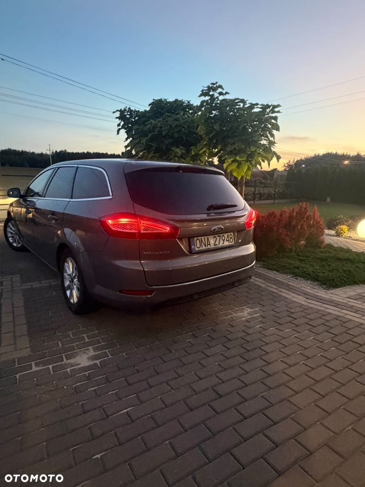 Ford Mondeo 2.0 TDCi Platinium X Plus (Titanium) - 33