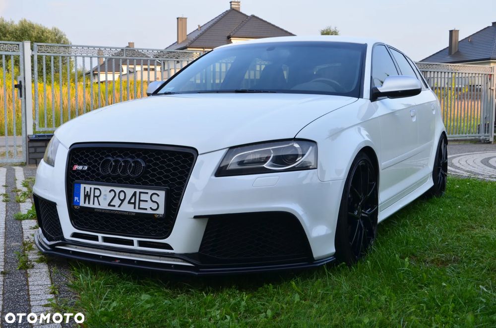 Audi RS3 Sportback Standard - 16