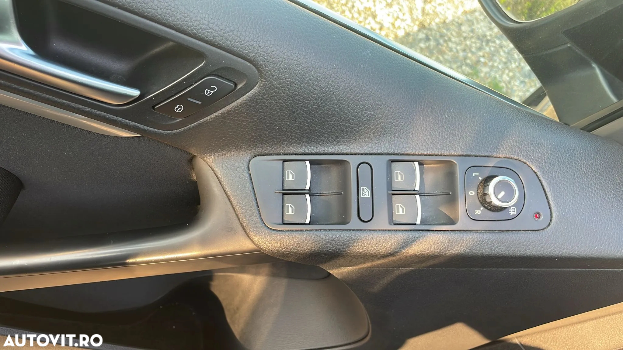 Volkswagen Tiguan - 13