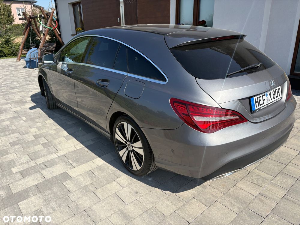 Mercedes-Benz CLA 180 SCORE - 4