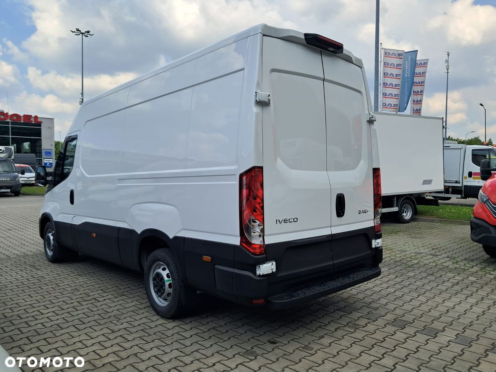 Iveco Daily 35S16BA8 V 12m3 dostępny od ręki - 3