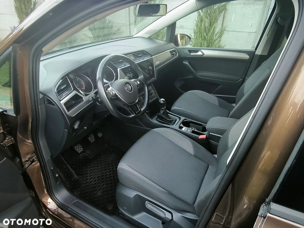 Volkswagen Touran 1.6 TDI BMT SCR Comfortline - 16