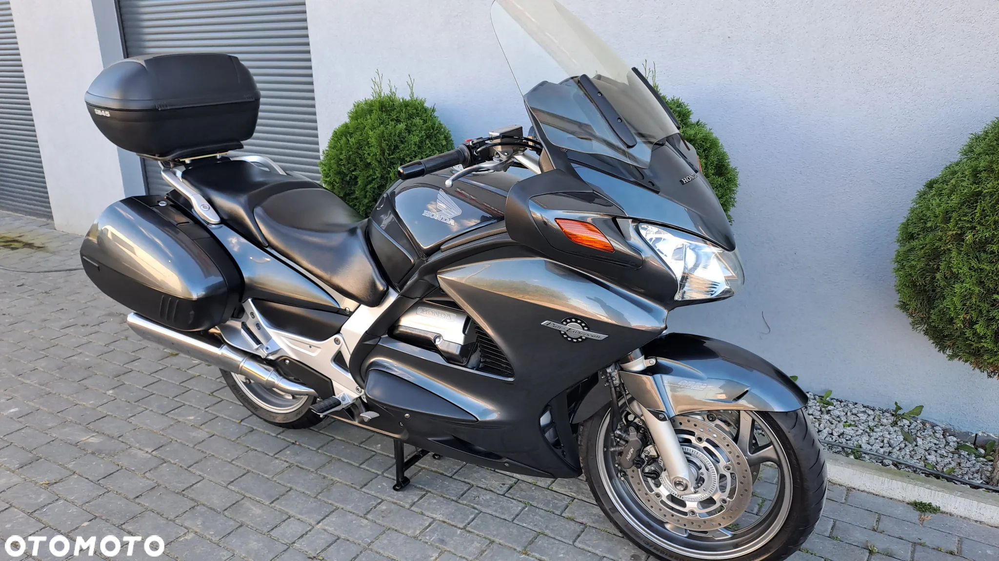 Honda ST - 41