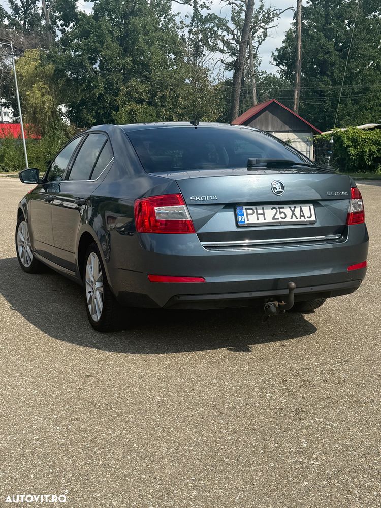 Skoda Octavia 1.6 TDI DSG Ambition - 3