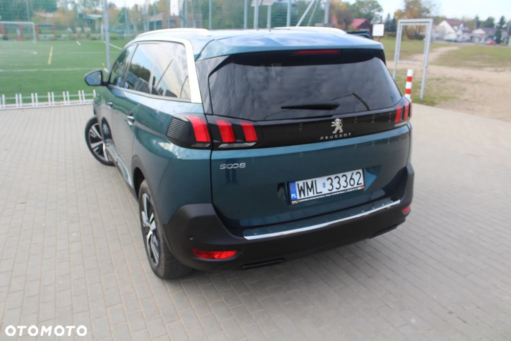 Peugeot 5008 - 9