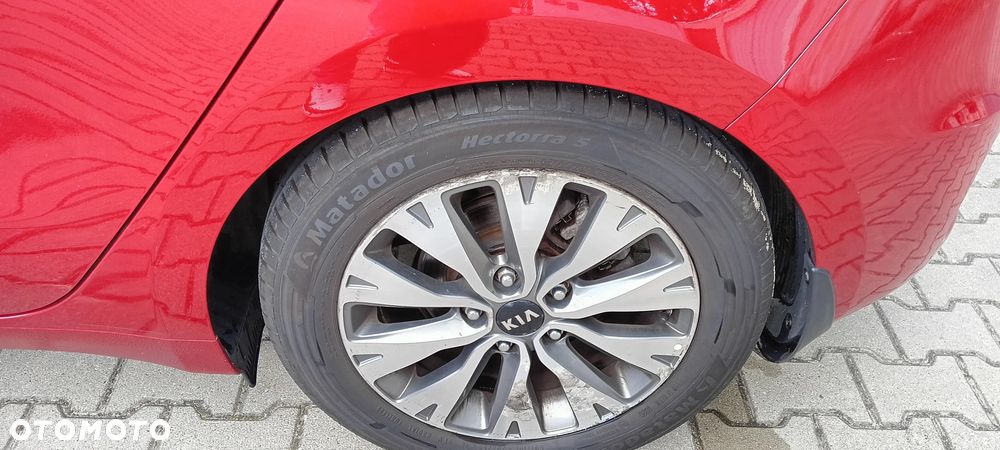 Kia Ceed 1.6 GDI L DCT - 16