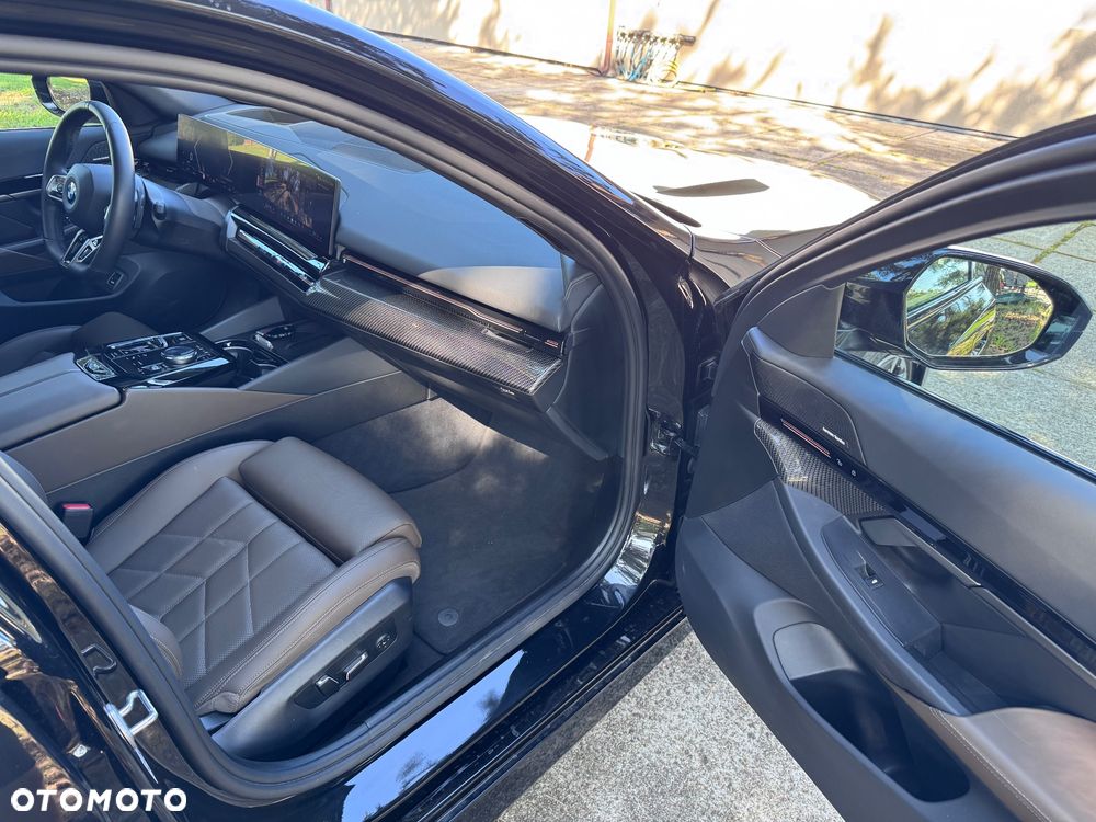 BMW Seria 5 520d xDrive mHEV M Sport - 15