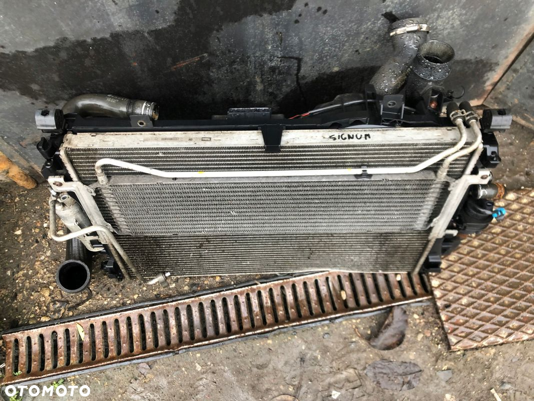 OPEL SIGNUM 3,0 CDTI CHŁODNICE KOMPLET - 2