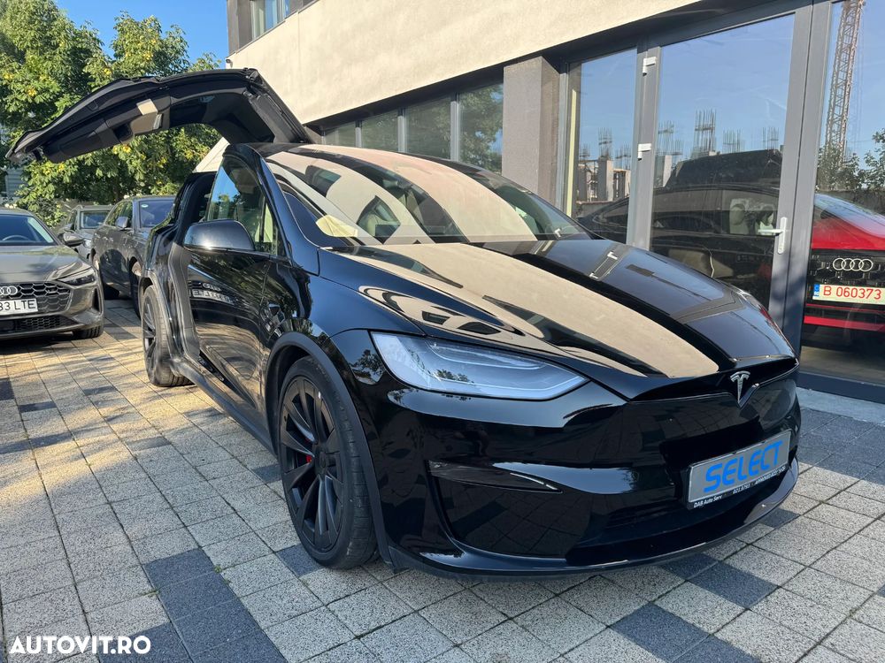 Tesla Model X Plaid - 3