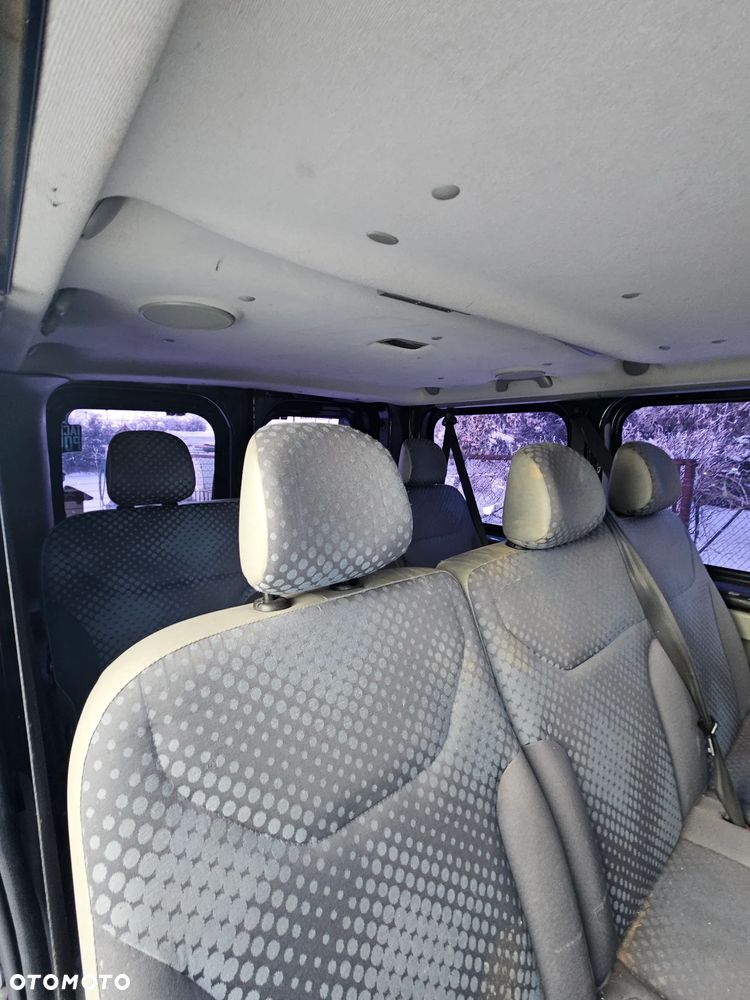Renault Trafic L1H1 Passenger Quickshift - 11