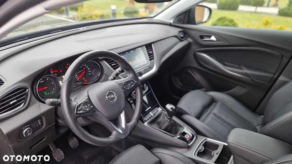 Opel Grandland X 1.5 D Start/Stop Business Elegance - 15