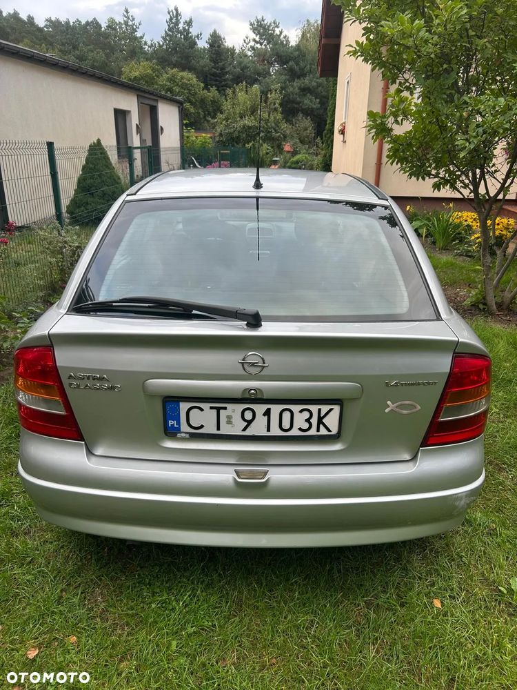 Opel Astra 1.4 - 3