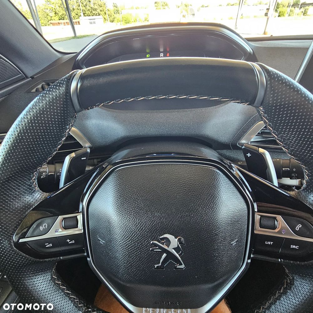 Peugeot 3008 1.6 PureTech GT S&S EAT8 - 24