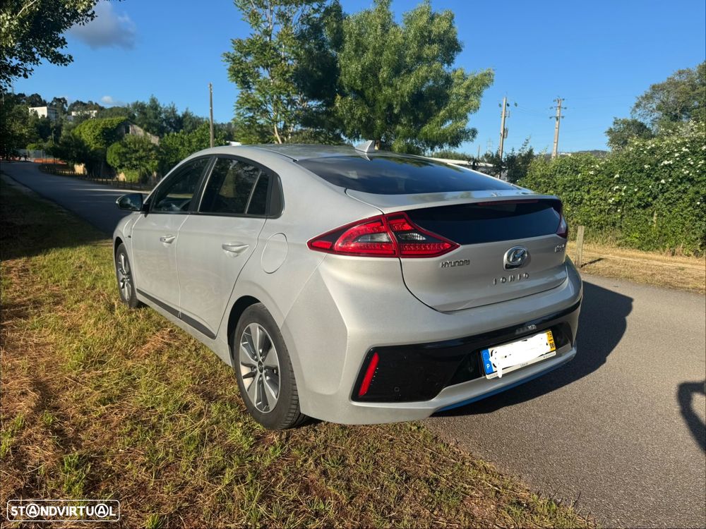 Hyundai Ioniq 1.6 GDI PHEV Tech - 8