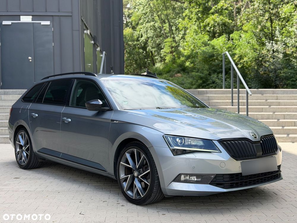 Skoda Superb 2.0 TDI DSG Sportline - 3