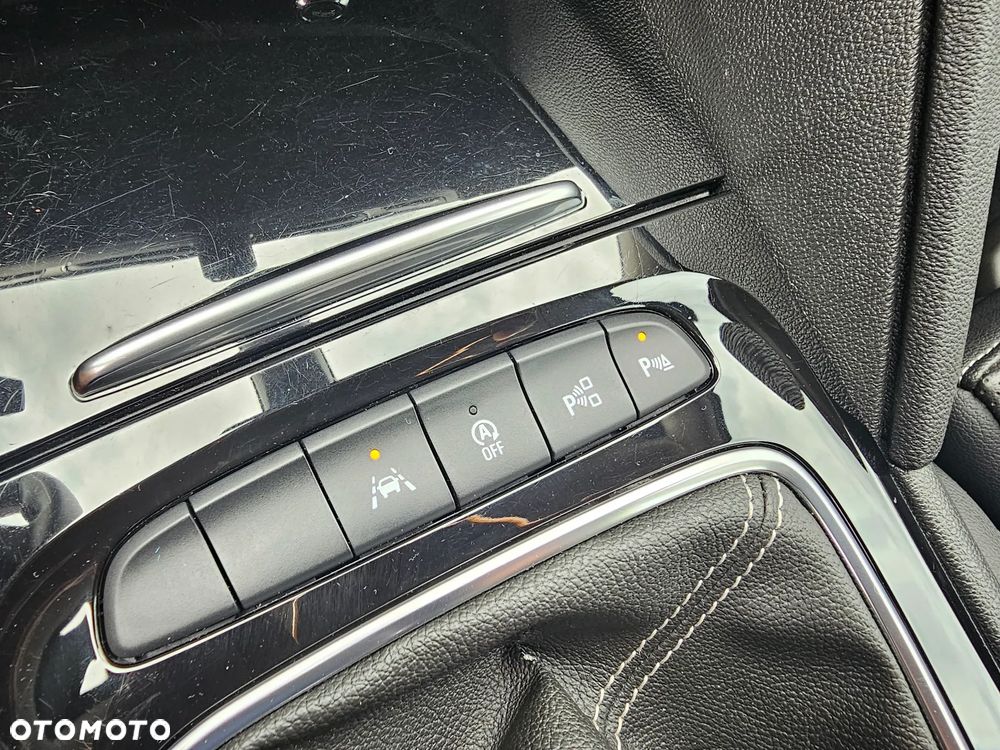 Opel Insignia 1.5 T Innovation S&S - 26