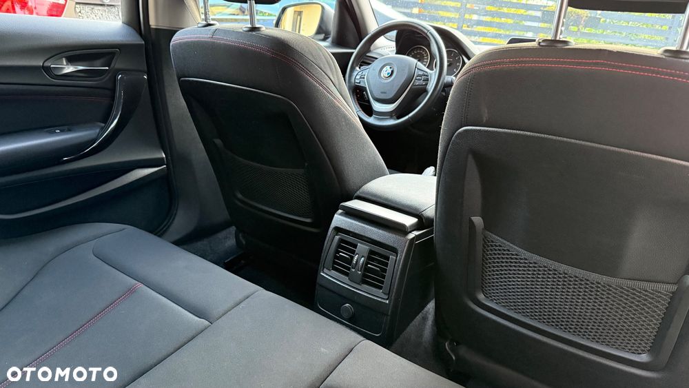 BMW Seria 1 120d xDrive BluePerformance Sport Line - 31