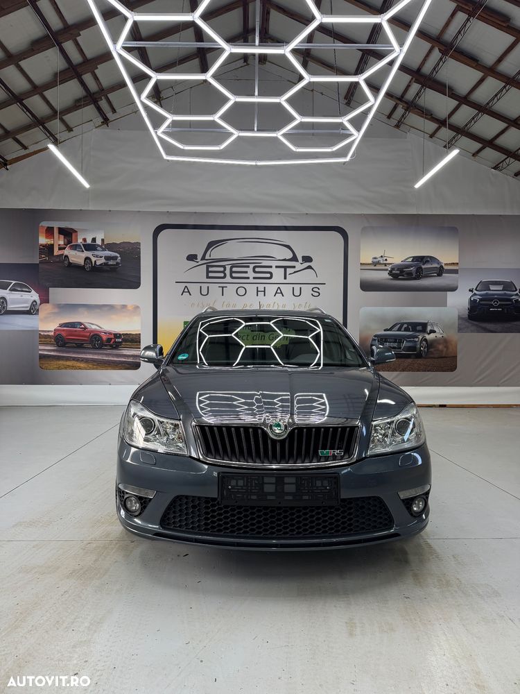 Skoda Octavia 2.0 TDI DPF DSG RS - 8