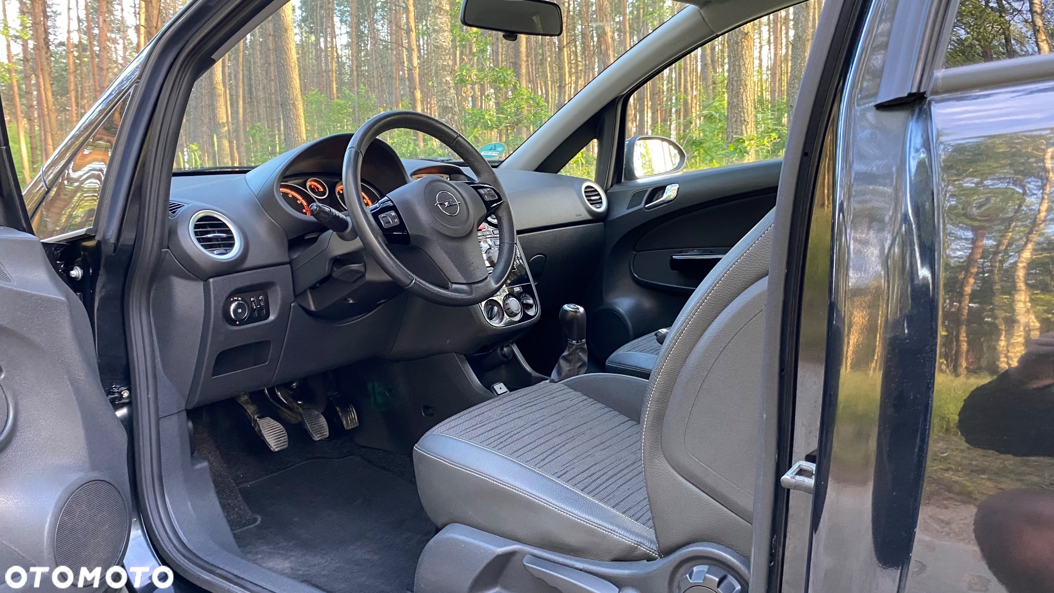 Opel Corsa 1.2 16V Color Edition - 7