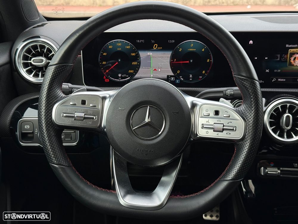 Mercedes-Benz A 180 d 7G-DCT AMG Line - 35