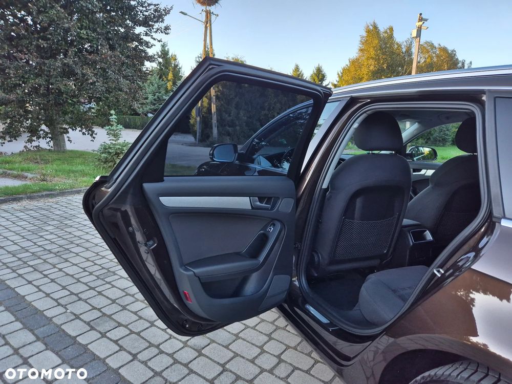 Audi A4 - 24