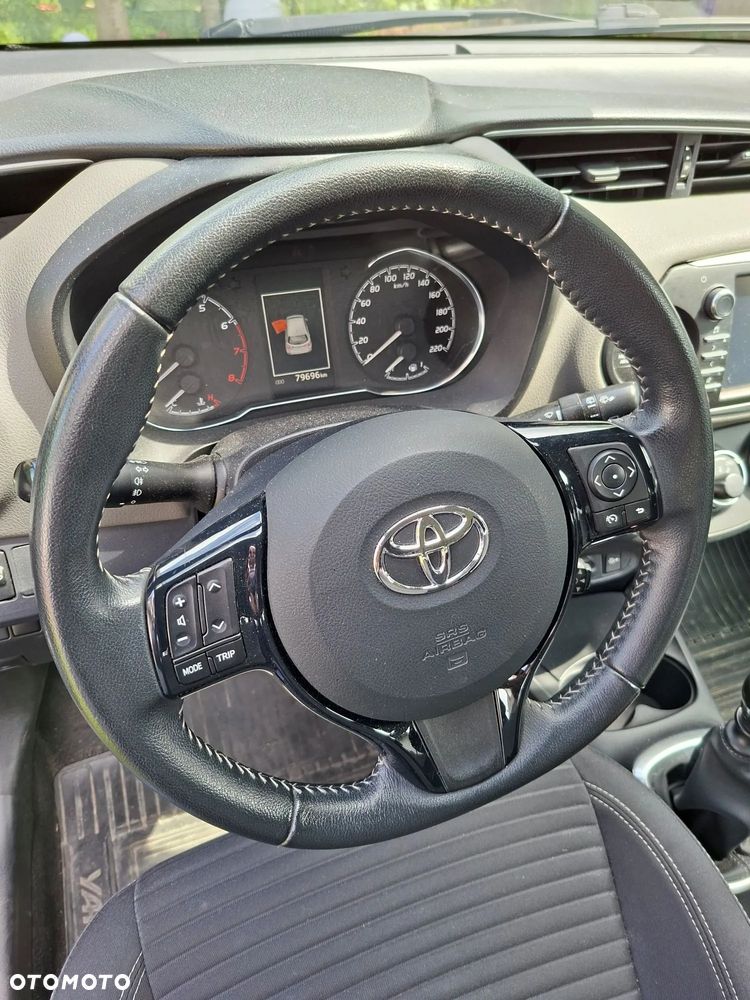 Toyota Yaris - 7