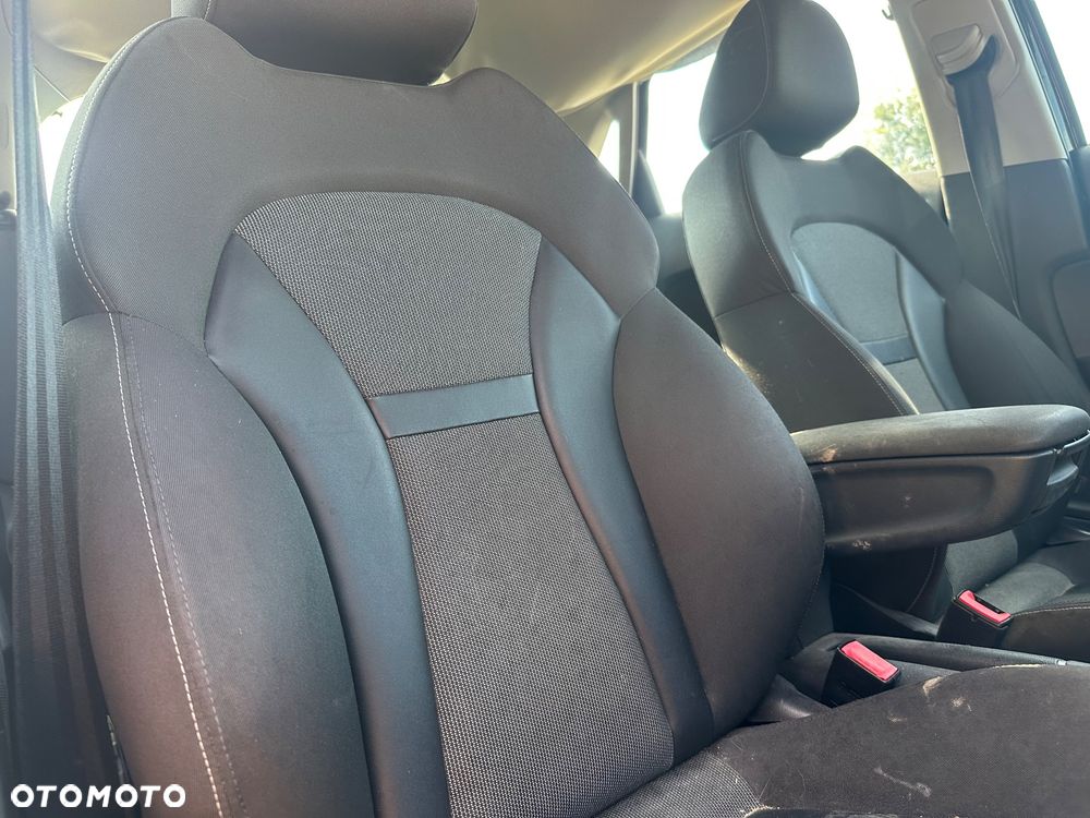 Audi A1 Sportback 1.6 TDI Attraction - 10
