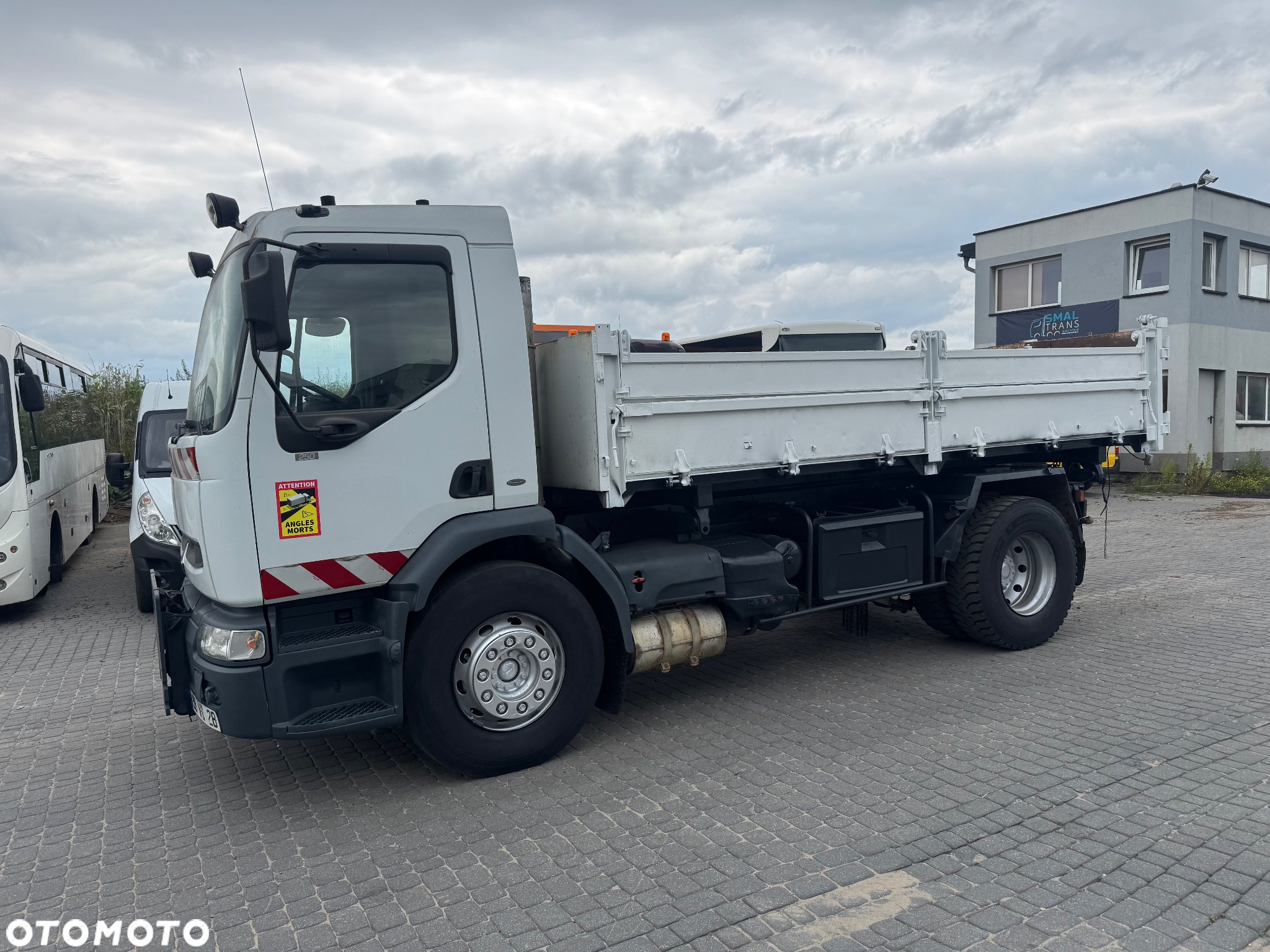 Renault Premium 270 DCi Wywrotka 3 str 2001 r. SPECJALNY - 13