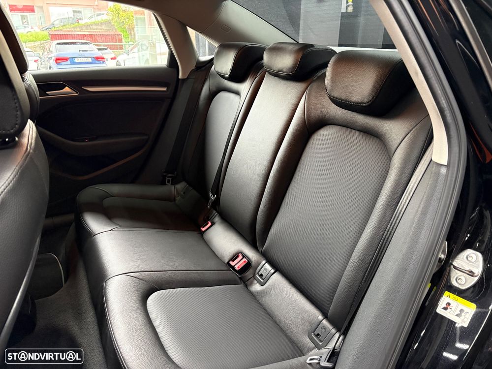 Audi A3 Limousine 2.0 TDI S-line - 38