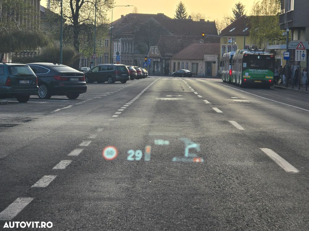 BMW X1 xDrive20d AT - 9