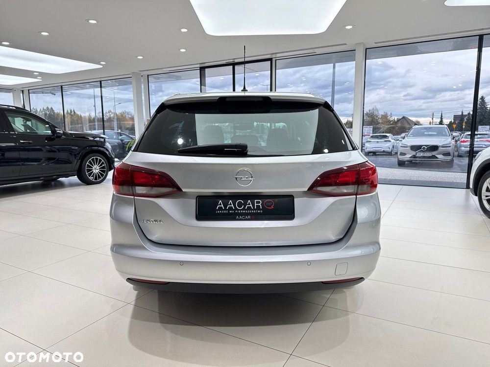 Opel Astra - 4
