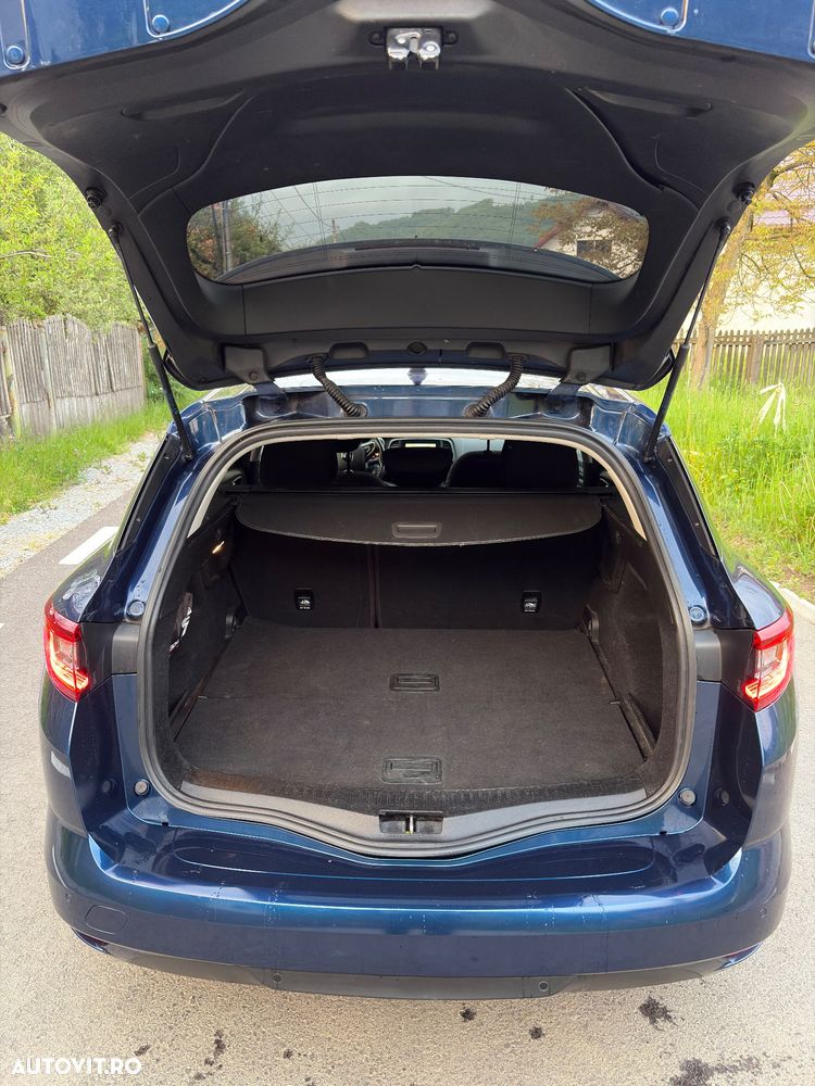 Renault Megane - 5