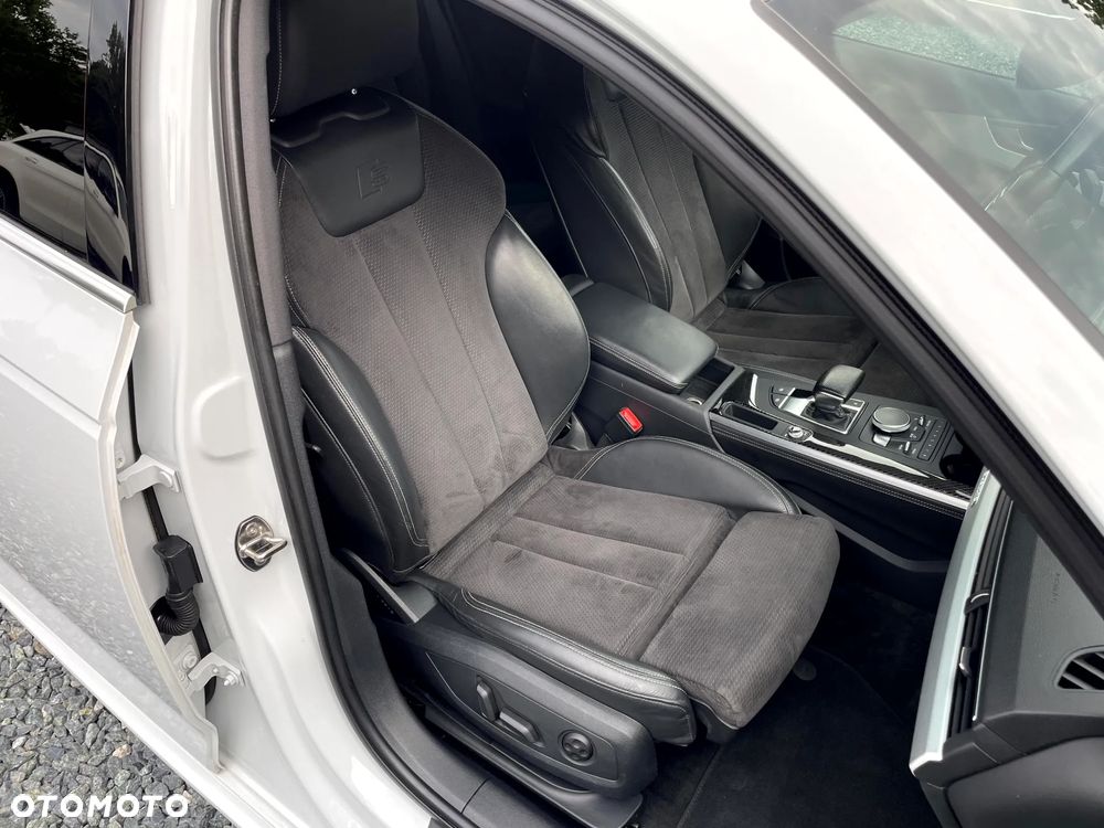 Audi A4 Avant 40 TDI quattro S tronic S line - 25