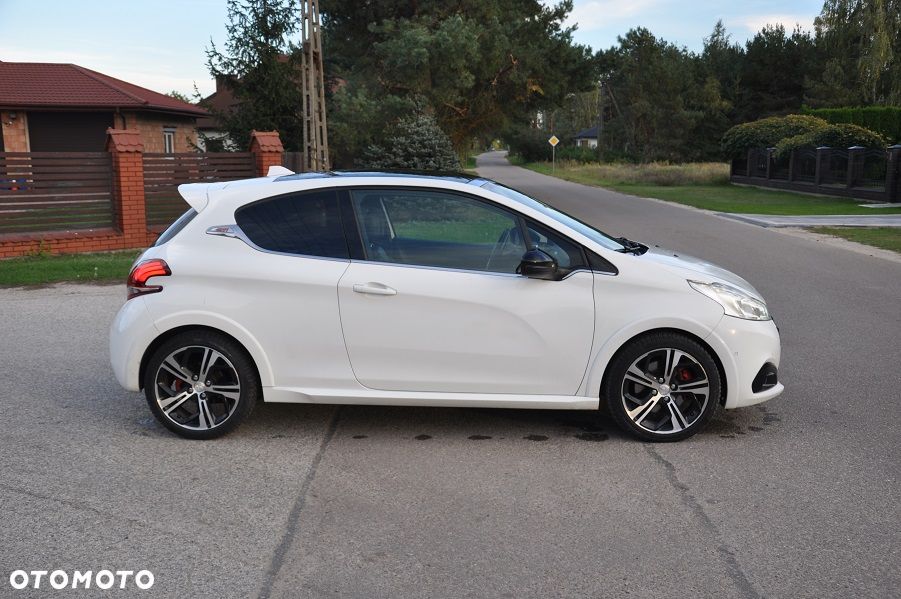 Peugeot 208 1.6 e-THP GTi S&S - 2