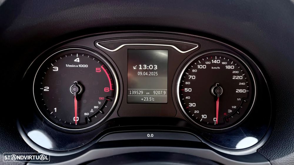 Audi A3 1.6 TDI (clean diesel) S tronic Attraction - 10