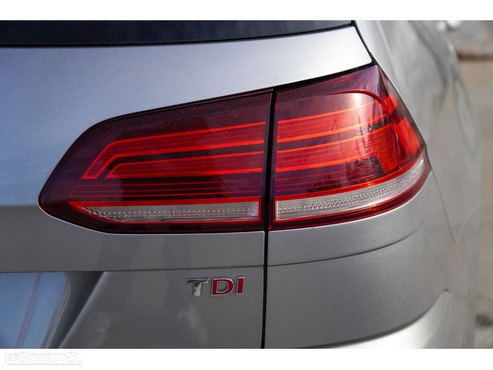 VW Golf Variant 1.6 TDi Confortline - 17