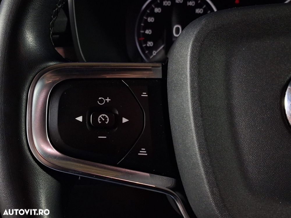 Volvo XC 40 - 15