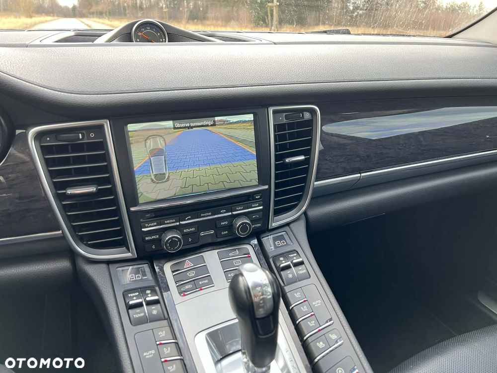 Porsche Panamera Edition - 17