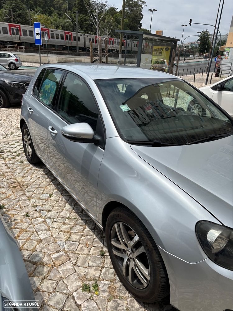 VW Golf 1.6 TDi Confortline DSG - 2