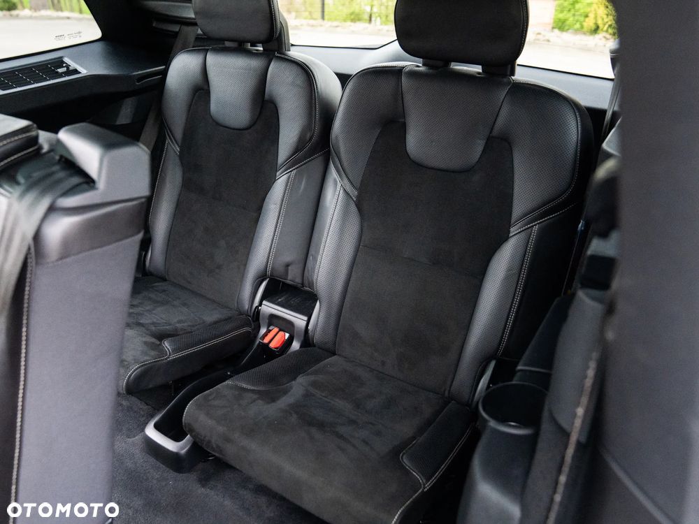 Volvo XC 90 - 13