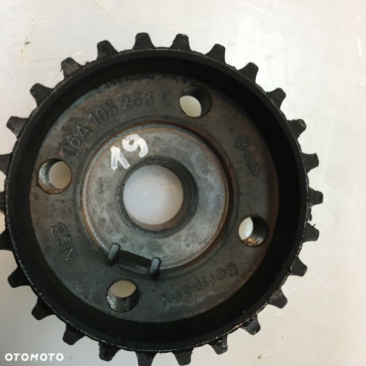 KOŁO ROZRZĄDU VW GOLF AUDI 1.8 06A105263C - 2