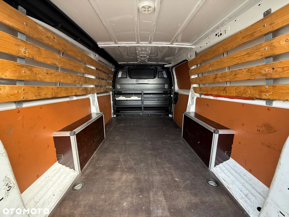 Opel Vivaro Extra Long - 10