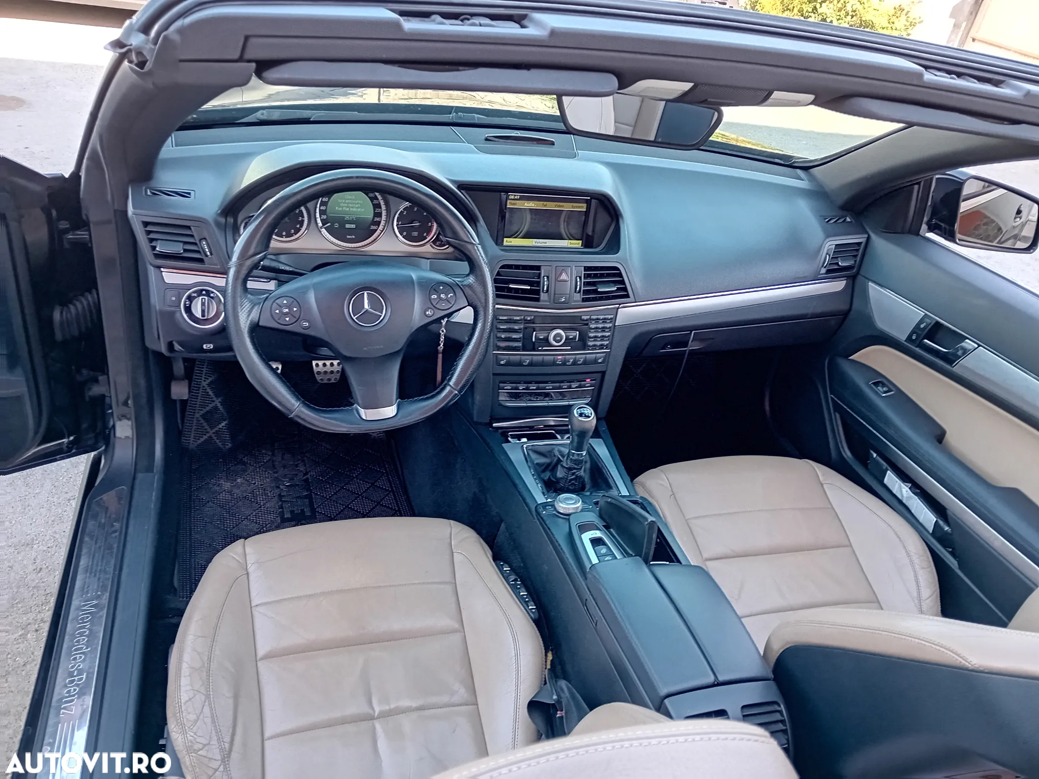 Mercedes-Benz E 220 (BlueTEC) d Cabrio - 9