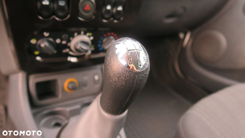 Dacia Duster 1.6 16V 4x2 Essentiel - 21