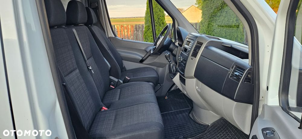 Mercedes-Benz Sprinter - 8