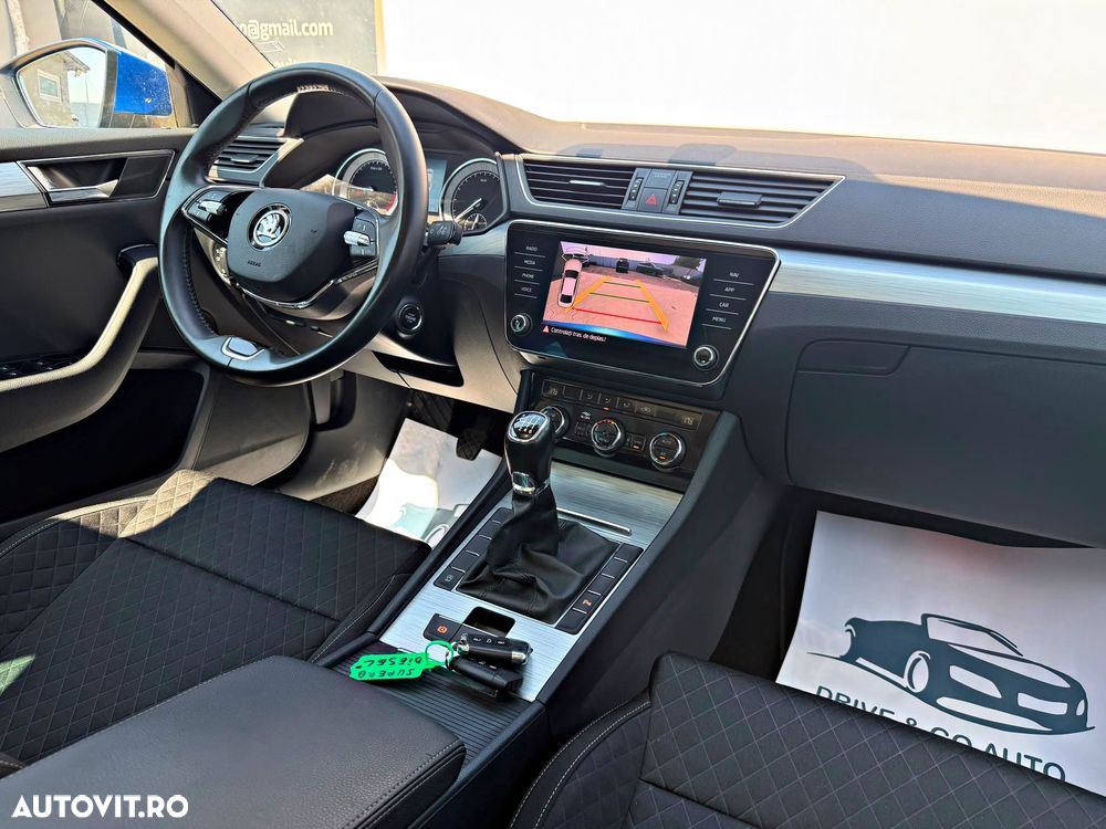 Skoda Superb 2.0 TDI Ambition - 10